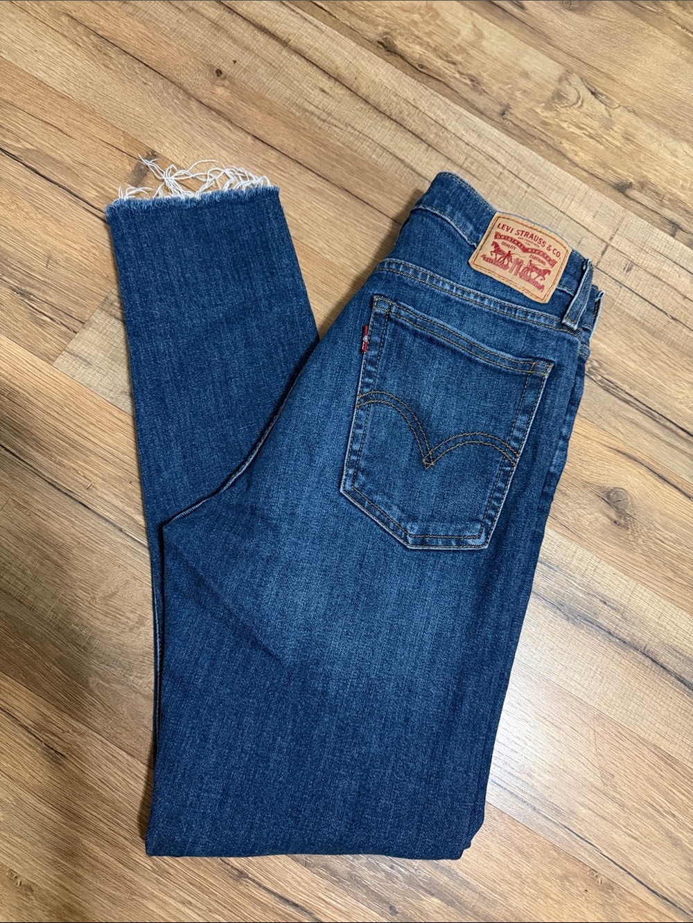 Levi's Men's Blue Slim Jeans with Frayed Hem